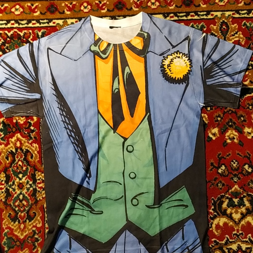 Men's Joker Shirt Medium
